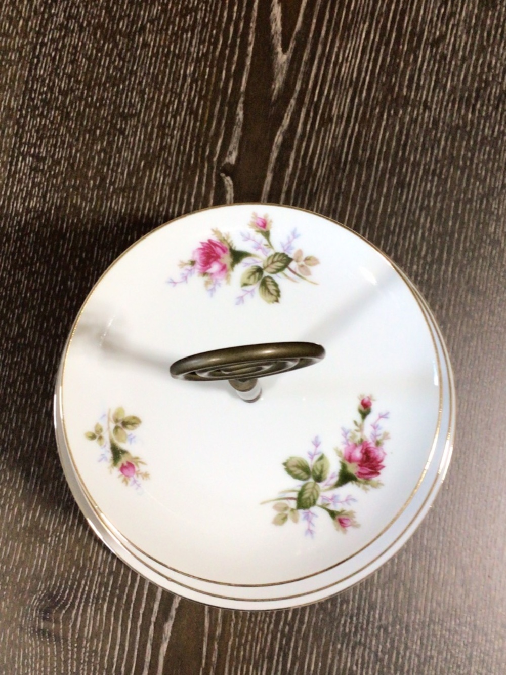 Vintage 3 Tiered White Floral Porcelain Cake Stand - Picture 5 of 10